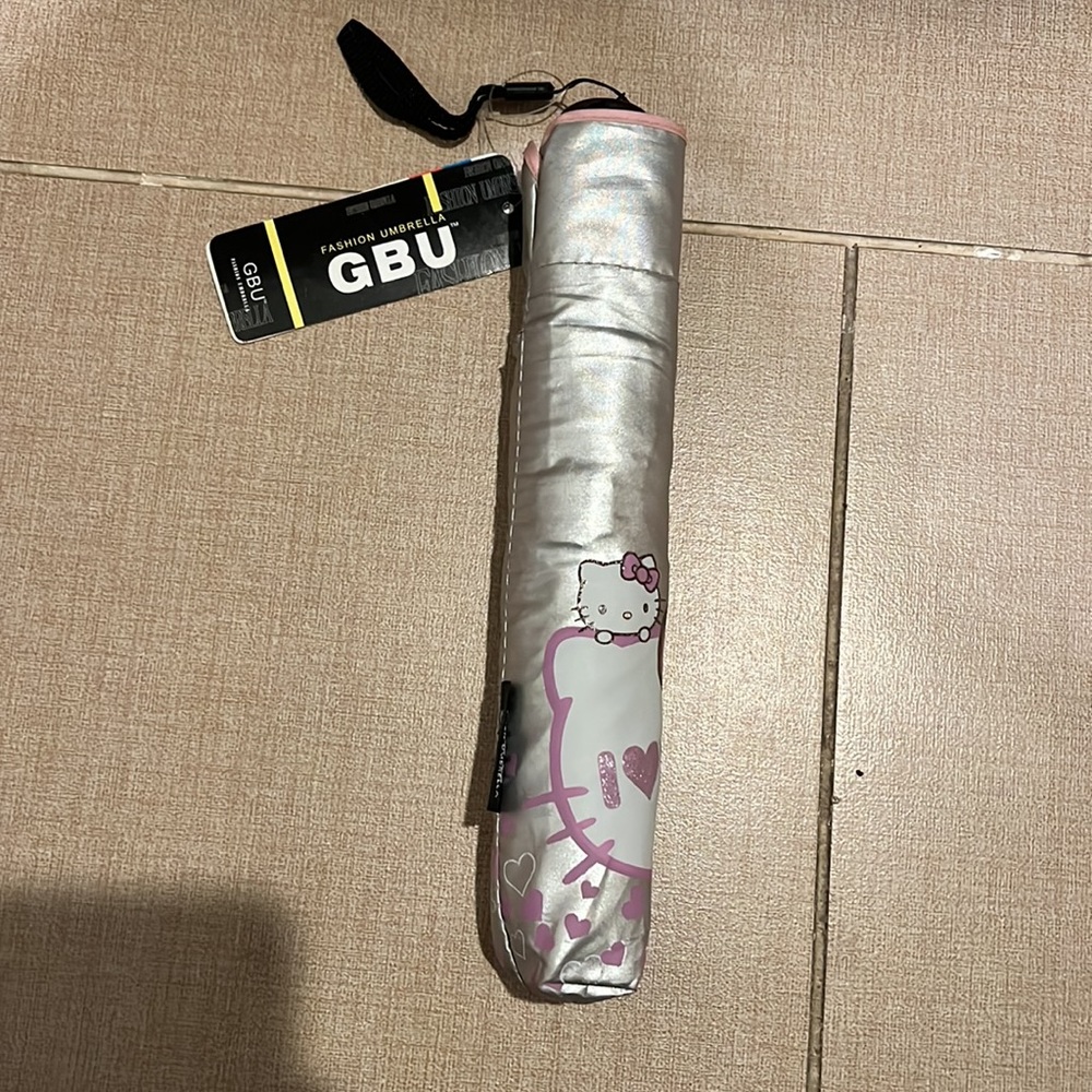 Hello kitty umbrella - Picture 2 of 3